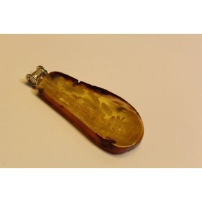 Stort hngesmykke med specielt slvrr til kde